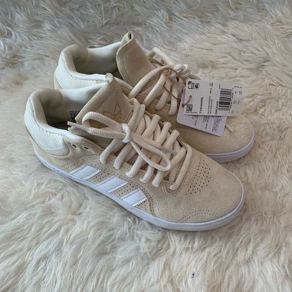 Adidas Tyshawn Jones Skate Sneakers - Picture 2 of 8